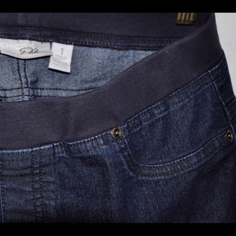 Chico’s Stretch Jeans - size 1 (8)